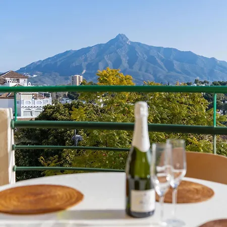 Apartment Modern 2-bedroom With Stunning Views Marbella