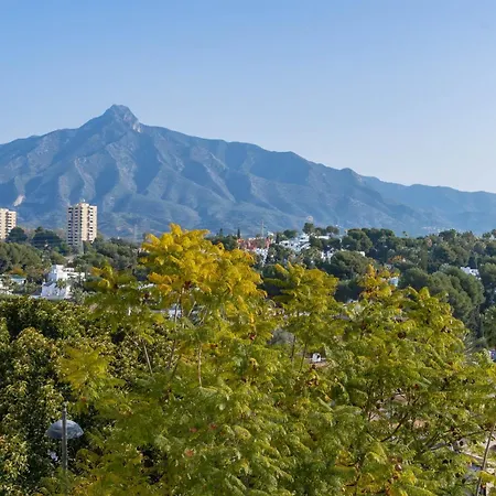 Apartment Modern 2-bedroom With Stunning Views Marbella