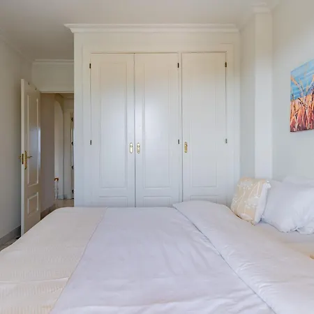 Modern 2-bedroom With Stunning Views * Marbella