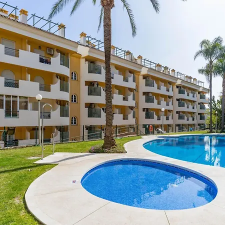 Apartment Modern 2-bedroom With Stunning Views Marbella