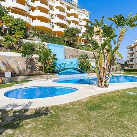 Apartment Modern 2-bedroom With Stunning Views Marbella